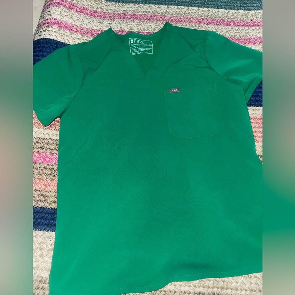 Figs Green Catarina Scrub Top